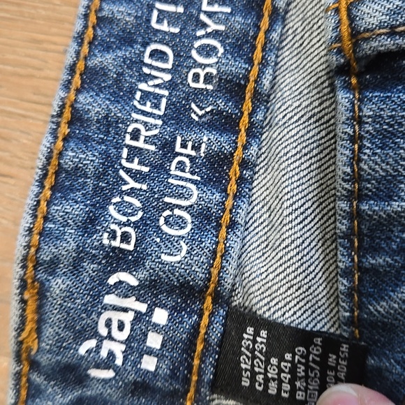GAP Women's 12 / 31 Boyfriend Blue Jeans - Picture 5 of 6